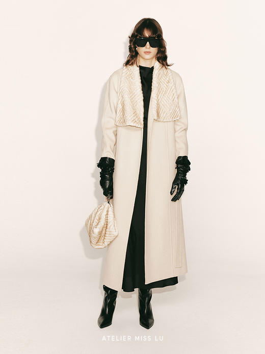 【霜后茶园】短绒压纹环保皮草翻领可收腰绵羊毛大衣230000032 商品图0