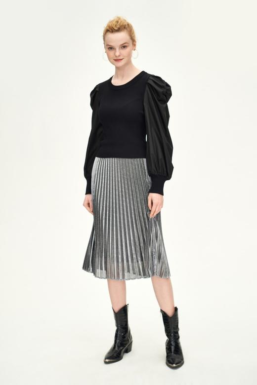 URBAN REVIVO 黑色休闲泡泡袖上衣 9615 商品图1