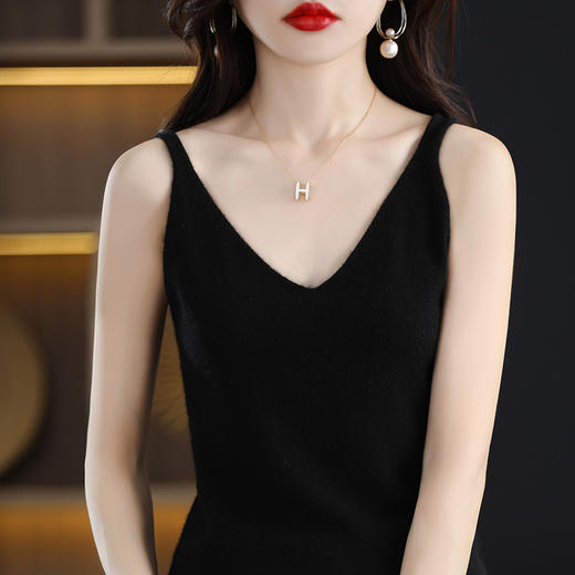 【柔软羊毛吊带背心】西装秋冬内搭 白色针织性感v领 短款打底衫 商品图9