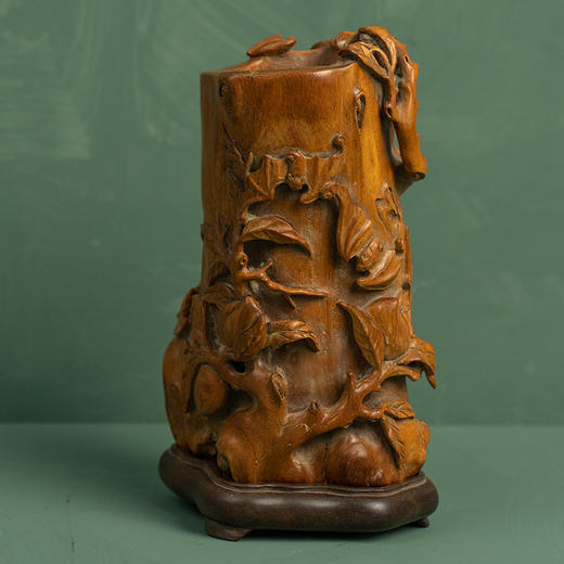 清 黄花梨雕福寿纹随形笔筒（红木座） 商品图0