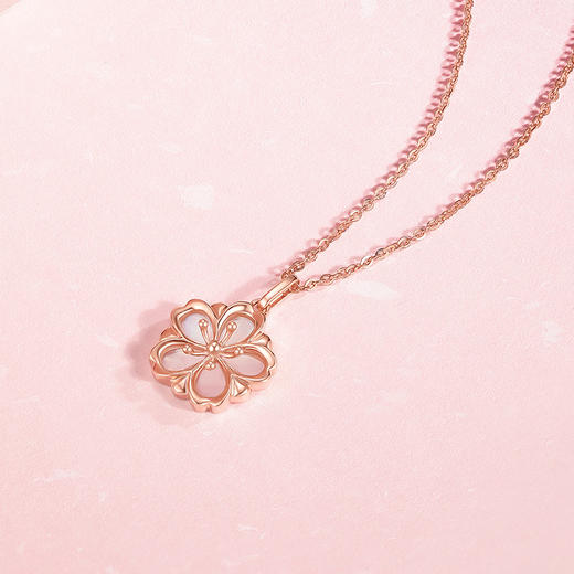周六福18K金吊坠女颈饰 桃花母贝 质感Z多彩金色玫瑰金甜美 商品图2