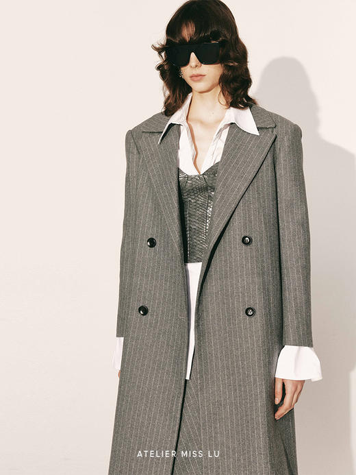 【雨季天空】绵羊毛条纹宽肩廓形长款西装外套230000029B 商品图3