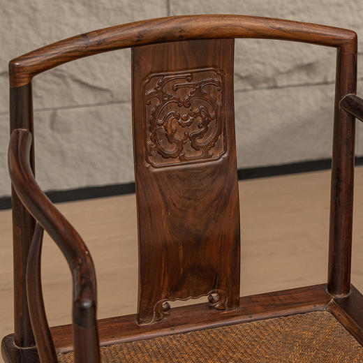 清 红木龙纹南官帽椅成堂（一堂四只） 商品图1