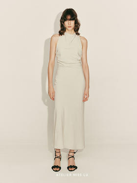 【珊瑚之谜】交叉露背褶皱设计收腰长裙230000017C