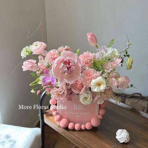 新款母亲节520半糖女士手提盒鲜花插花手拎花盒花店diy花艺材料 商品图5