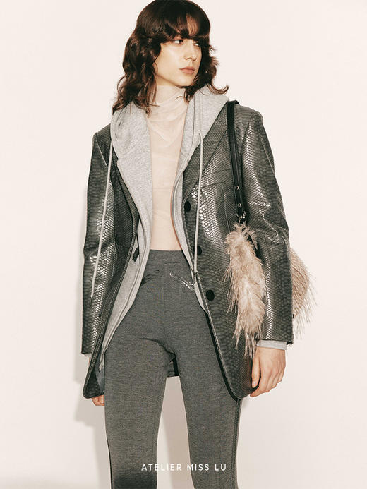 【逃离银河】鳄鱼压纹环保皮质拼接弹力紧身裤2300045B 商品图2