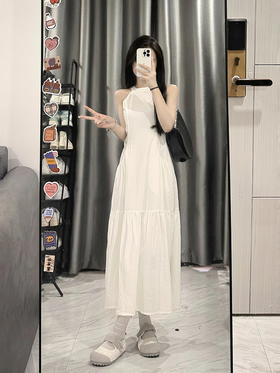 论杀伤力只需要一条白裙即可~