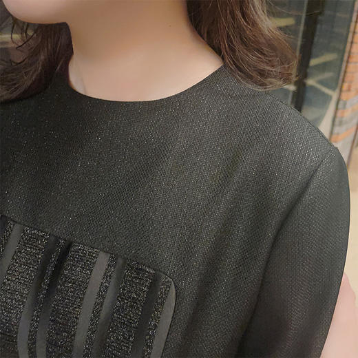 圣三利女装 新品条纹拼接暗纹提花中长款连衣裙SL2037109 商品图4