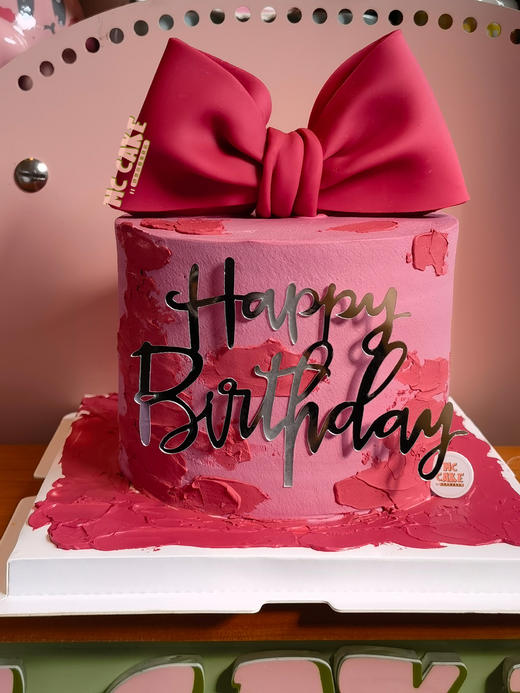 芭比粉蝴蝶结蛋糕 商品图0