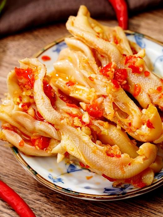 小胡鸭香辣去骨鸭掌锁鲜蒜香无骨鸭掌新鲜现做休闲小吃200g 商品图4