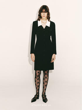 【罗马假日】长排纽扣垫肩修身连衣裙23000056