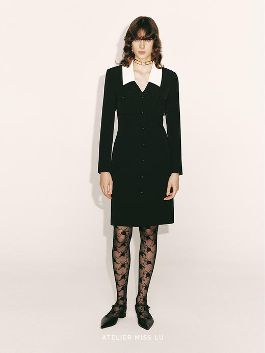 【罗马假日】长排纽扣垫肩修身连衣裙23000056 商品图0