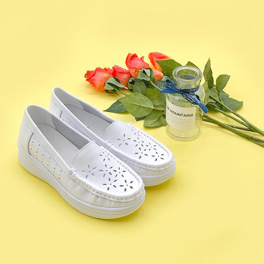 内联升女鞋医务用鞋批量采购工作鞋护士鞋女式牛皮护士鞋（打孔）1351C 商品图3