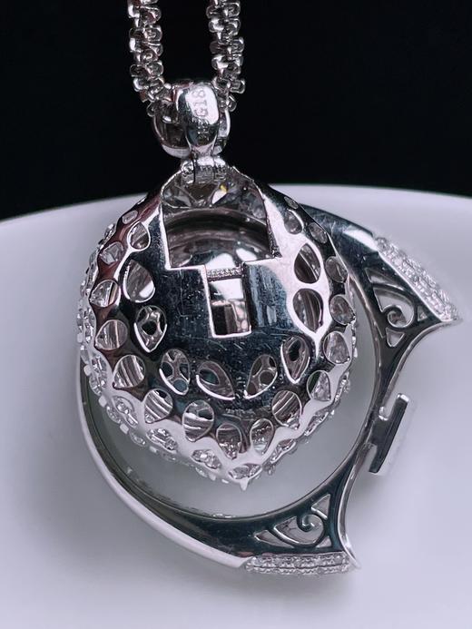 497128 老坑冰绿蛋面戒指/吊坠两用款  精美绝伦，功能齐全，一物两用，裸石尺寸：14.3/13.3/13.4mm（含金厚） 整体尺寸：20.1/16.5/13.4mm  超值价💰18780 商品图6