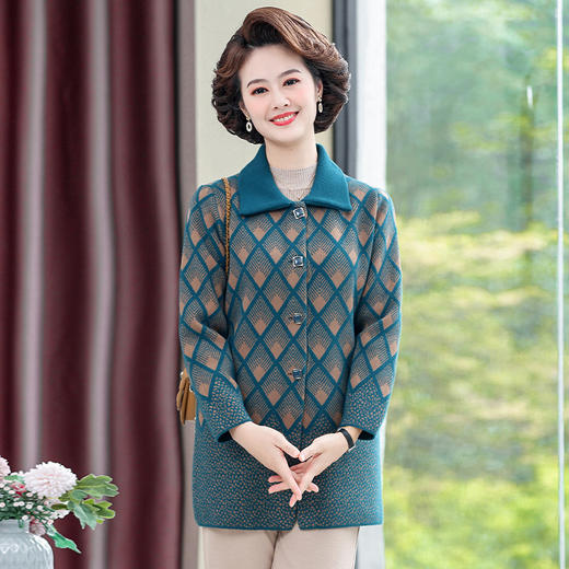 LLQ-23012 中老年人秋冬季外套妈妈装时尚新款中年女大码中长款针织毛呢大衣 商品图0