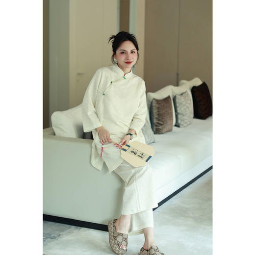 【抖音专属】中式小衫（23810427-凝脂）+阔腿裤（23809428-凝脂） 商品图2