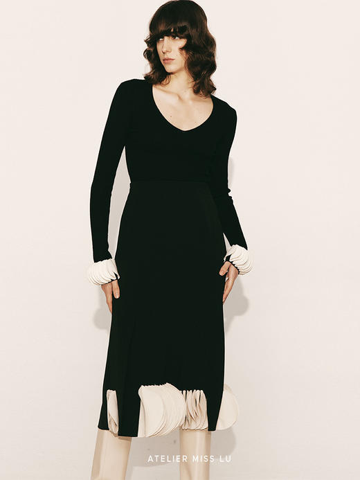 【爱之梦】长袖毛边圆片拼接V领弹力针织上衣230057 商品图3