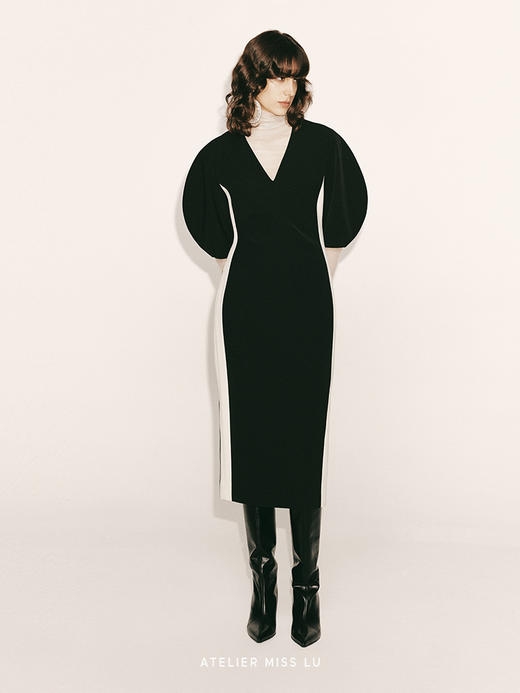 【黑松露】撞色拼接设计弧形袖收腰连衣裙23000060 商品图1