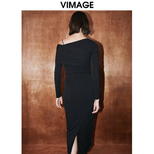 VIMAGE纬漫纪秋季新款不对称露肩长袖黑色连衣裙V2077602 商品图3