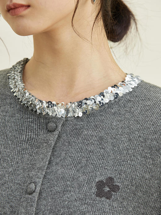 ForPoem 23/AW 原创设计亮片领口纯羊毛花朵刺绣针织开衫女短款毛衣外套 商品图4