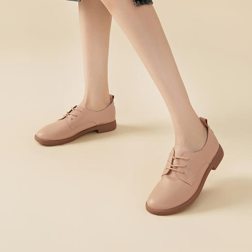 Safiya/索菲娅 2023秋季新品 学院风真皮圆头低跟系带深口牛津鞋小皮鞋 SF33112033 商品图6