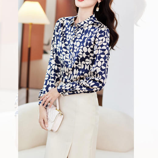 TC7975 重磅真丝衬衫女2023新款长袖大码妈妈桑蚕丝印花时尚翻领百搭衬衣 商品图2