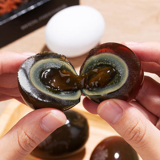 【孝感】神丹新一代锁鲜鸭皮蛋12枚装 商品图3