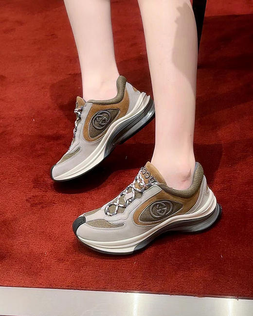 现货 THS 8.19-限时 G家 情侣款 RUN系列休闲运动鞋 巨轻慢跑鞋 3色 QZ066 商品图1