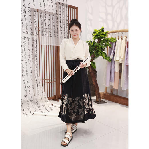 【抖音专属】马面裙（23806416京元） 商品图2