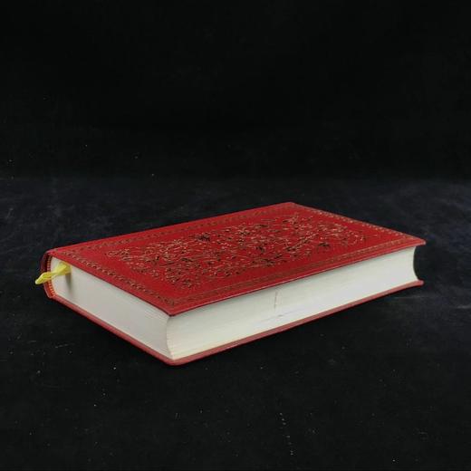 冈察洛夫《奥勃洛莫夫》 12幅插图 苍鹭出版社（HeronBooks）复古仿皮精装插图本 商品图1