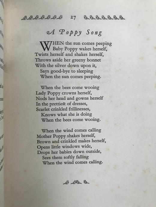 1925年 弗洛伦斯·霍松《小白门》 玛格丽特·塔兰特4幅彩色插图 精装32开 商品图11