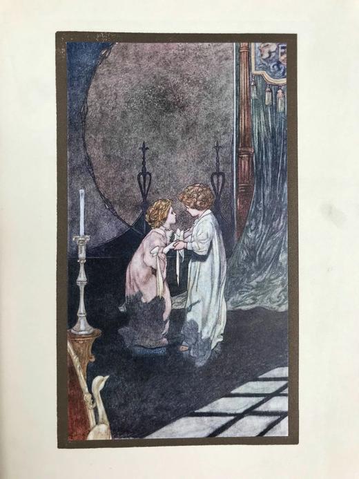 1912年 法郎士《蜜蜂公主》 罗宾逊17幅彩色手工贴图 漆布精装18开 商品图8