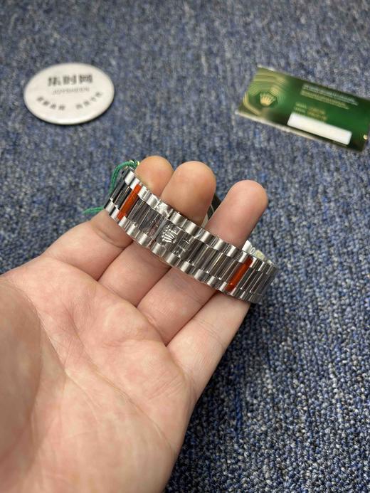 EW劳力士星期日历型系列 日志40mm 冰蓝盘 商品图7