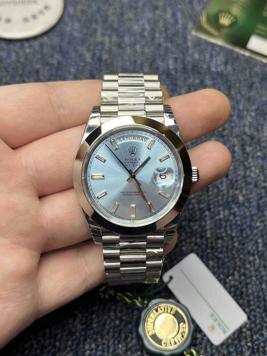 EW劳力士星期日历型系列 日志40mm 冰蓝盘 商品图2