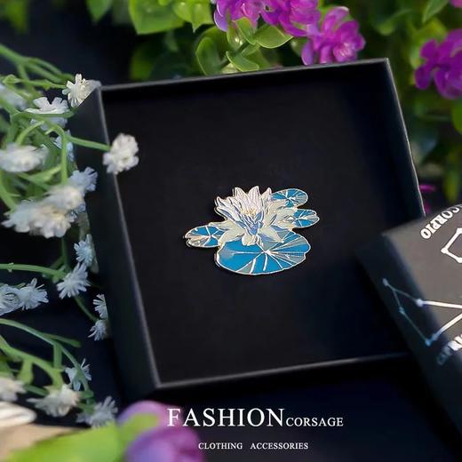 七夕加赠胸针《凡·高守望星空》画集 《莫奈 追光寻影》画集（赠礼盒+胸针+帆布袋+手账本+藏书票） 商品图10