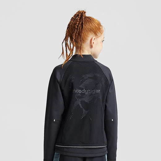 【福利】moodytiger儿童外套23年秋季新品女童中大童立领纯色拼接运动外套 M33210405 商品图3