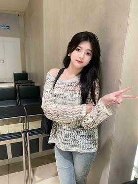 爱惨了早秋各种类型的针织上衣！