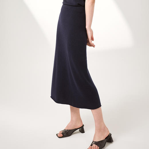 Johnstons of Elgin女士精纺美利奴羊毛针织半身裙 商品图6