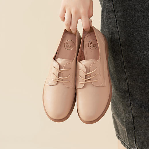 Safiya/索菲娅 2023秋季新品 学院风真皮圆头低跟系带深口牛津鞋小皮鞋 SF33112033 商品图3