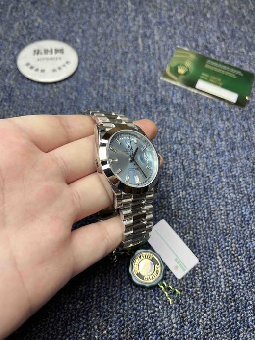 EW劳力士星期日历型系列 日志40mm 冰蓝盘 商品图3