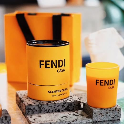 全款买下Fendi的快乐！【𝙁𝙚𝙣𝙙𝙞 𝘾𝙖𝙨𝙖香氛蜡烛】✨达芬奇密码香氛蜡烛 ✨青柠罗勒香氛蜡烛 ✨咖色／粉色挂件  配专柜同款全套包装🎁➕礼袋‼️ 商品图5