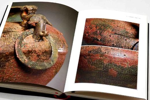 《山右吉金：隰县瓦窑坡东周墓地出土青铜器精粹》，布脊精装，16开，山西省考古研究所等编著，山西人民出版社2021年一版一印，定价380，售价190元。 商品图12