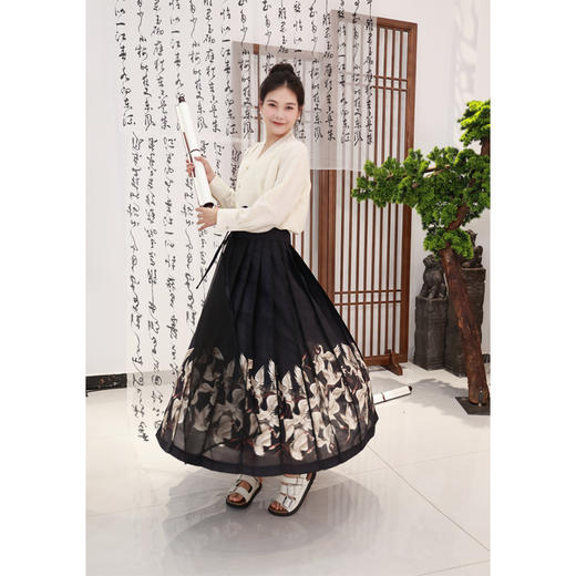 【抖音专属】马面裙（23806416京元） 商品图3