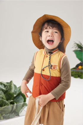 【2023新款】兔兔小布罗纹撞色拼接马甲