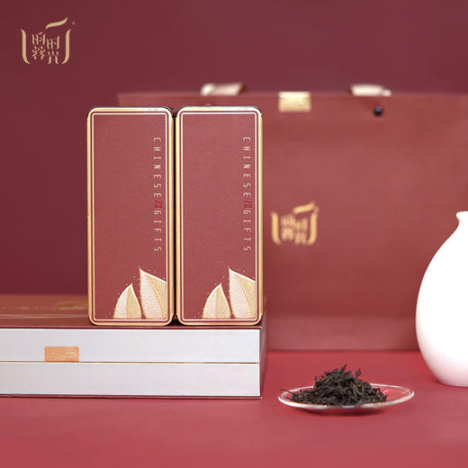 【昀茶·红茶系列】 茉莉红韵茶礼·福州非遗茉莉花茶窨制工艺 ·  清新扑鼻 · 滋味甜醇 · 仿如仲夏夜清风般的气息，温柔和缓（5克*9袋/套） 商品图1