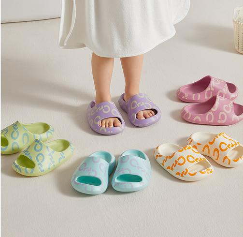 朴西儿童拖鞋超萌可爱室内居家小孩子女宝宝凉拖浴室洗澡防滑软底颜色随机适合3~7岁小孩 商品图4