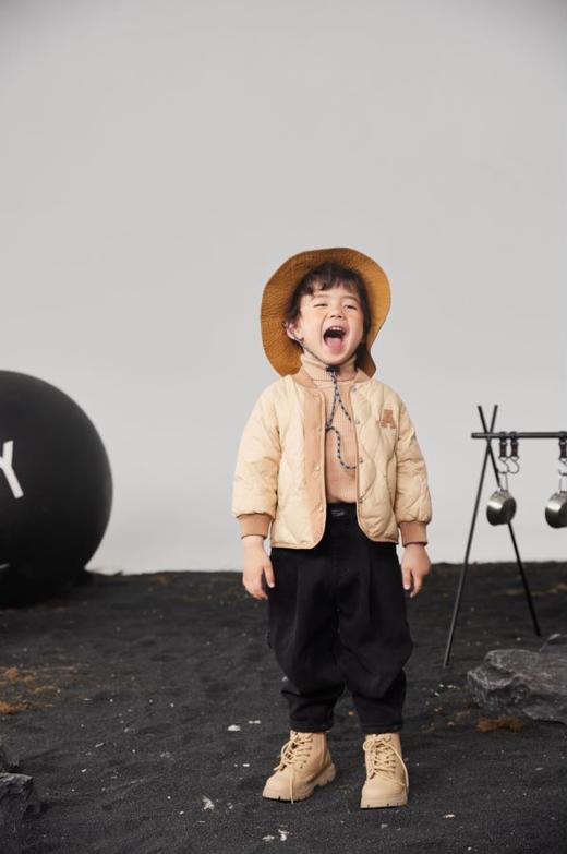 【2023新款】字母A葫芦绗线内胆羽绒服 商品图1