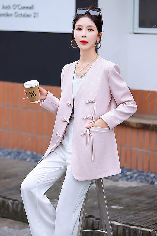 秋季新款，新中式直角肩V领盘扣外套HR-QMC1502 商品图9