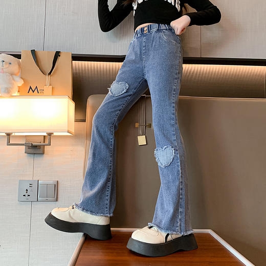 【春秋季节必备单品】童装女童牛仔裤，春秋新款中大儿童，女孩宝宝弹力洋气女童喇叭裤子-QQ 商品图3