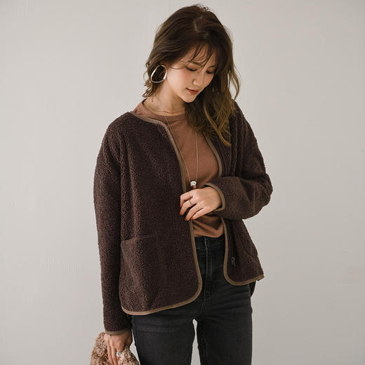 【毛茸茸羊羔女士外套】秋冬日韩保暖 皮毛一体 宽松短款上衣 商品图1